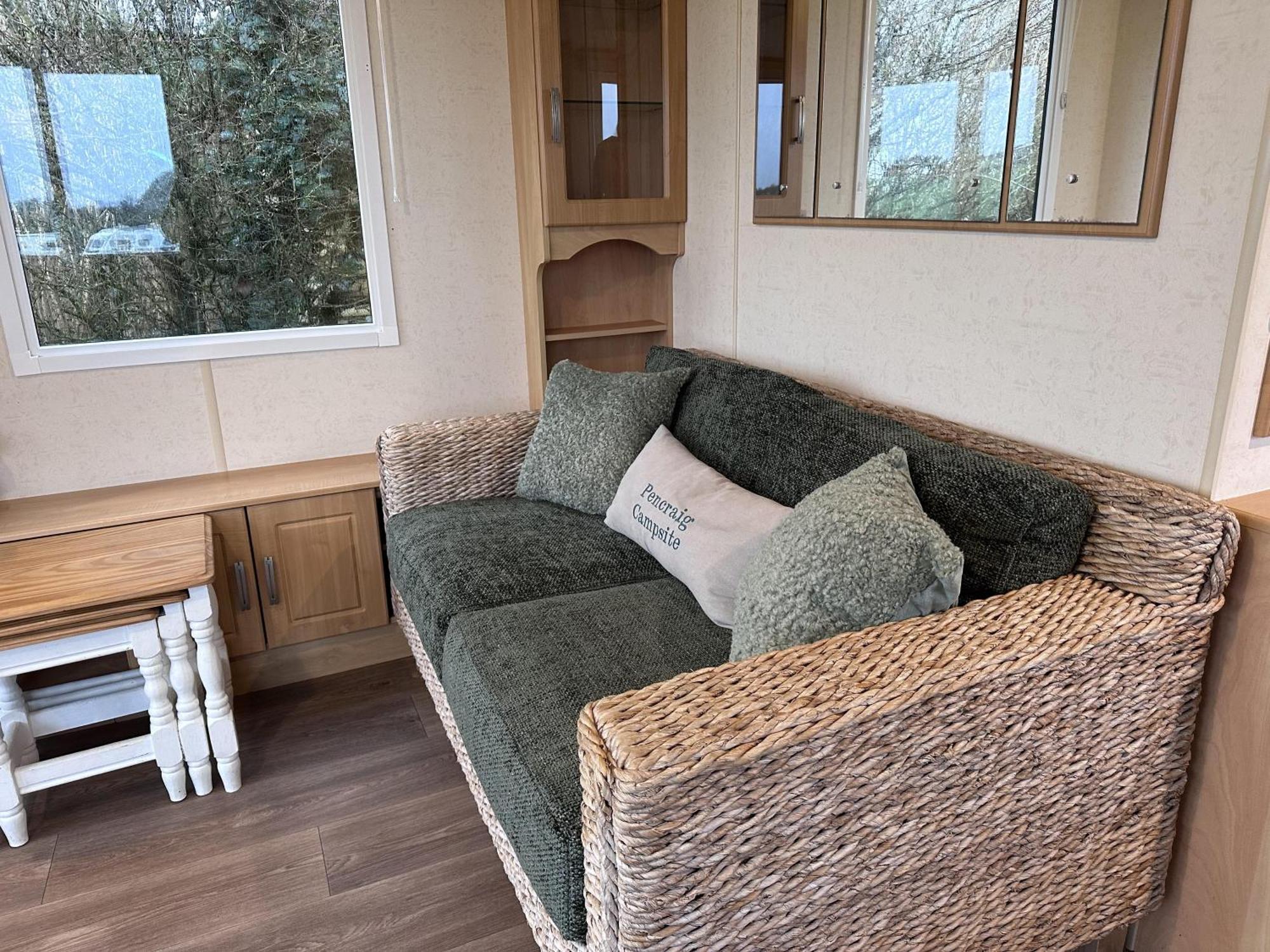 Captivating 2-Bed Static Caravan In Holyhead Llanfachraeth Exterior photo